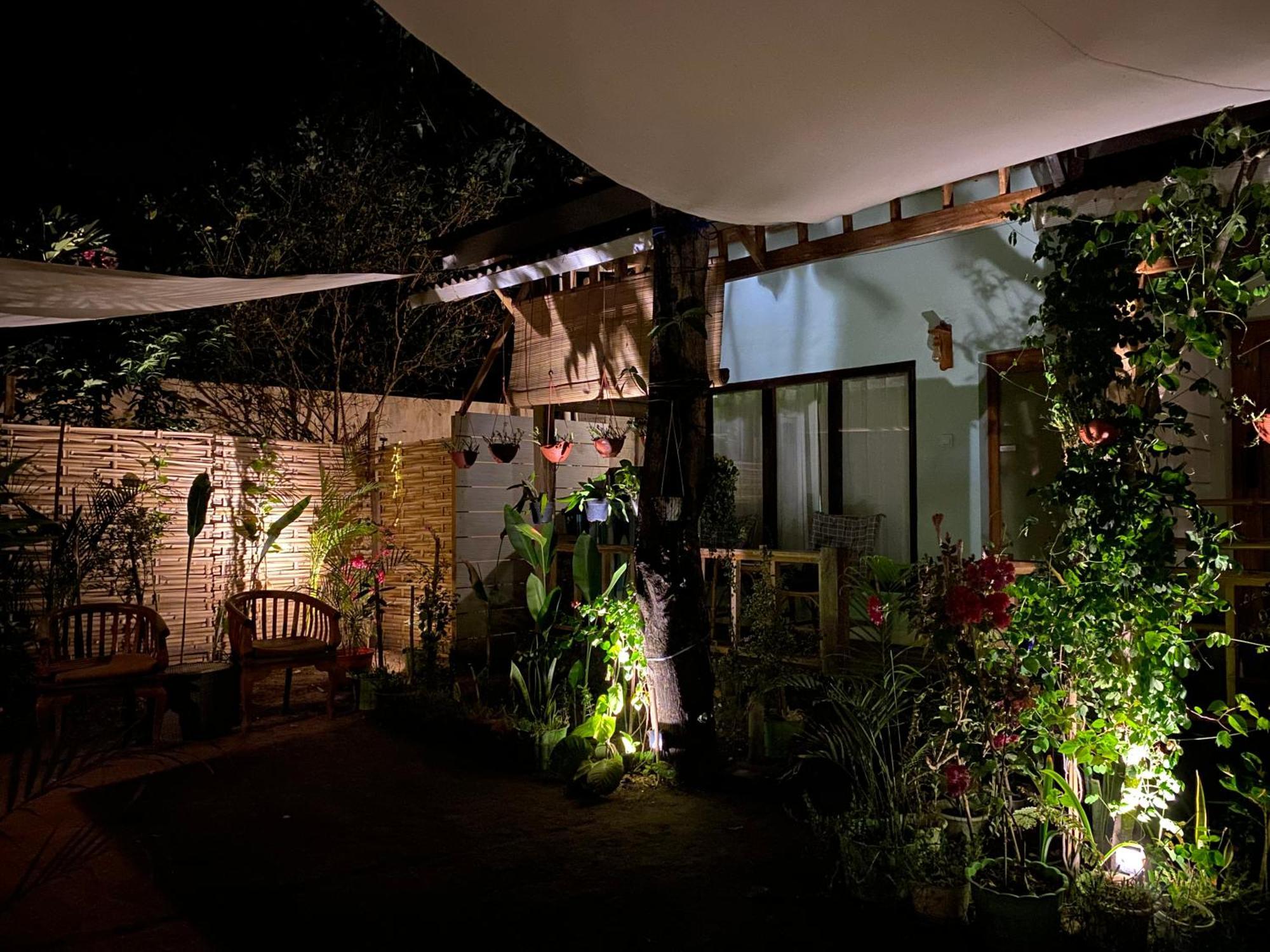 Hotel Marta House Gili Air Esterno foto