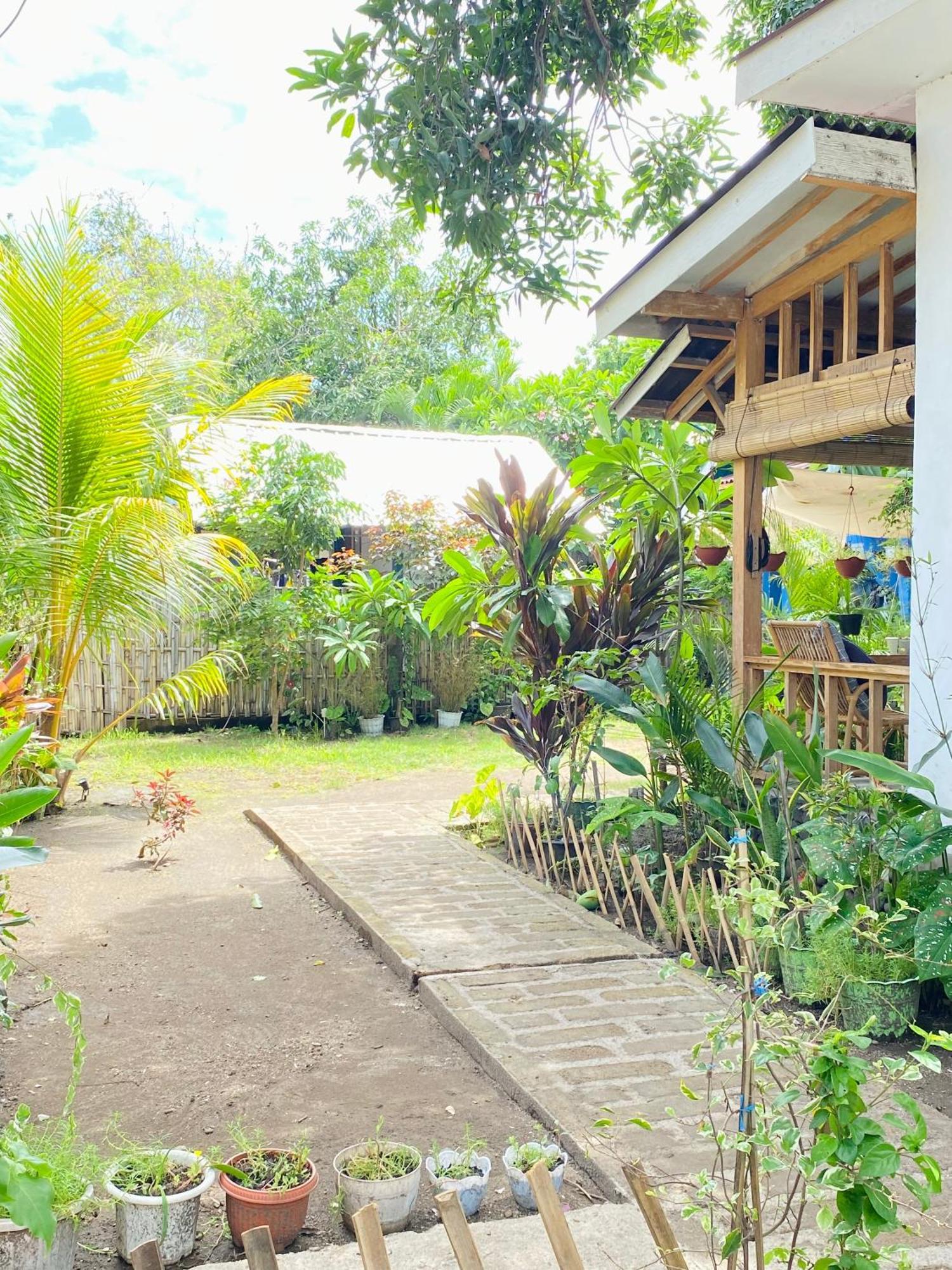 Hotel Marta House Gili Air Esterno foto