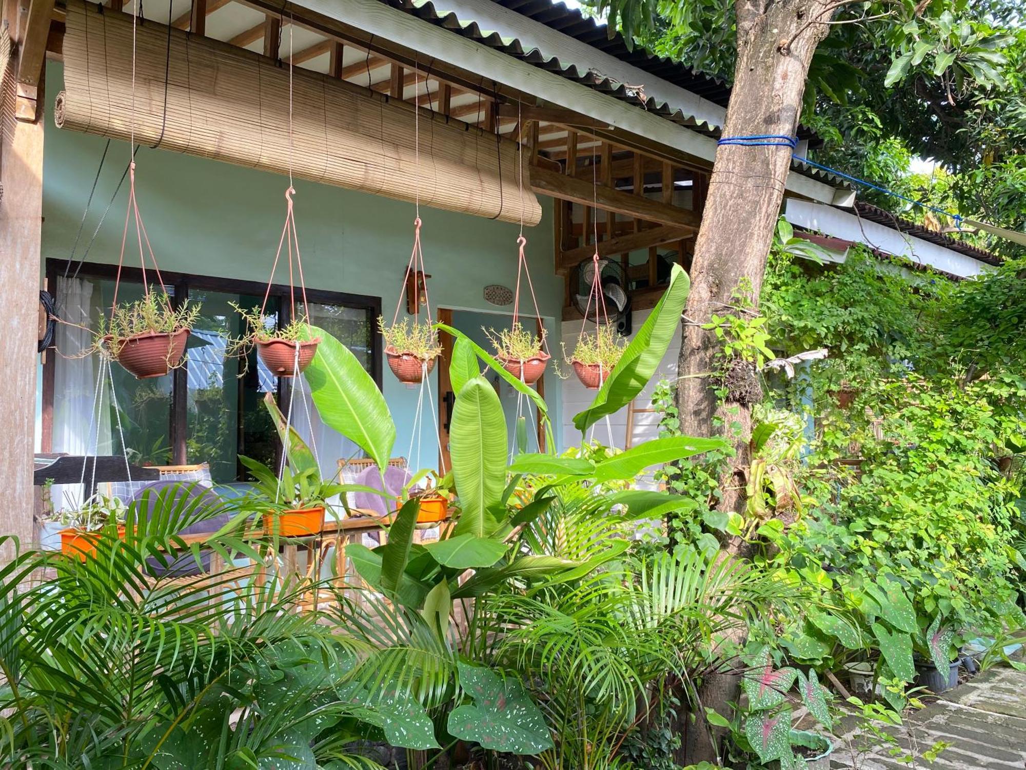 Hotel Marta House Gili Air Esterno foto