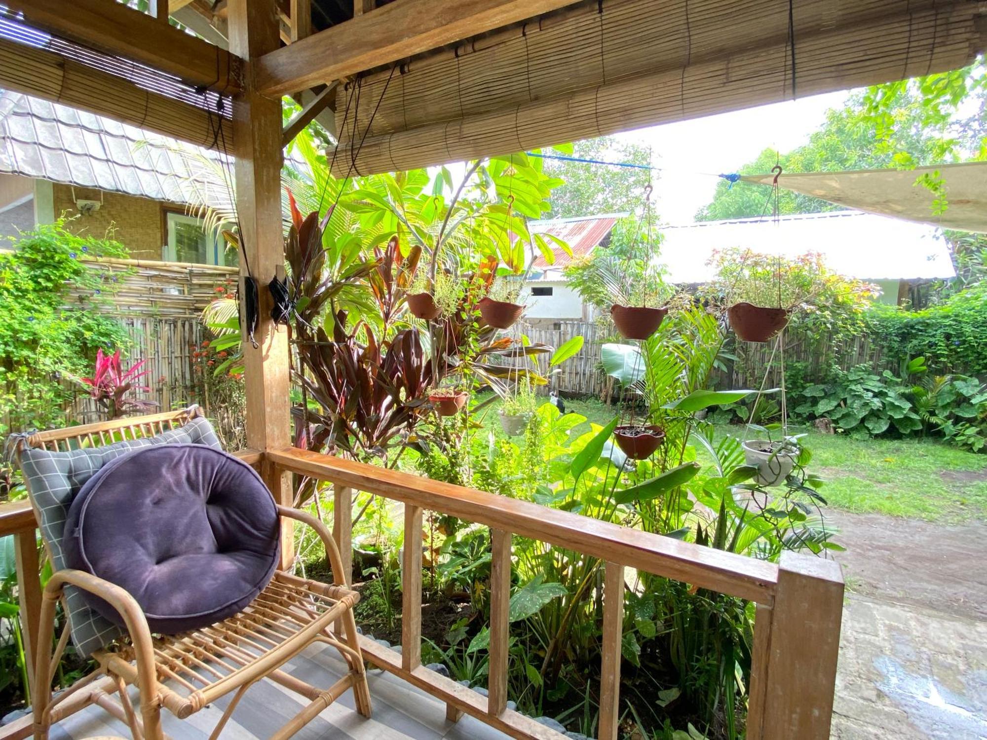 Hotel Marta House Gili Air Esterno foto